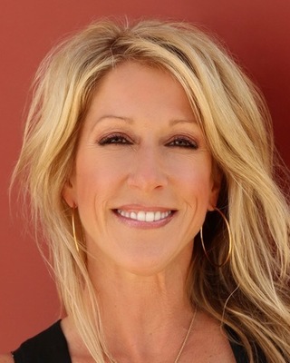Photo of Lori Landry Reeves, Licensed Professional Clinical Counselor in La Canada, CA