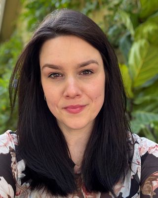 Photo of Lauren Robertson, Pre-Licensed Professional, MA, LPCA, LMHCA