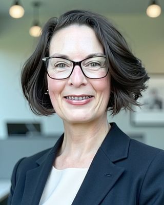 Photo of Kimberly Frost-Hunt, Counsellor, CCC, MACP, B.Ed.