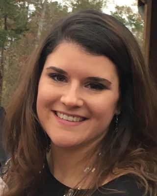 Photo of Lindsey Chisholm, Licensed Professional Counselor, LPC, LPAT, ATR-BC