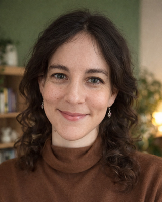 Photo of Clare Patterson, Psychotherapist, DCounsPsych, BACP