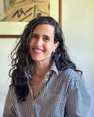 Photo of Elena Gold, Professional Counselor Associate, MA, APC