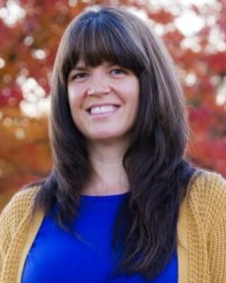 Photo of Stephani Guetschow, LSCSW, Clinical Social Work/Therapist in Merriam