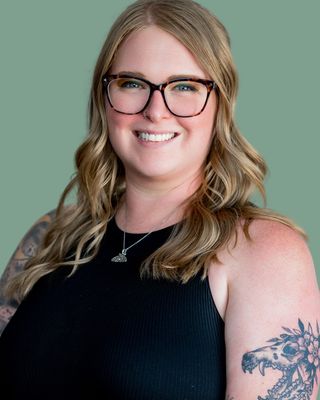 Photo of Jen Connelly, Pre-Licensed Professional