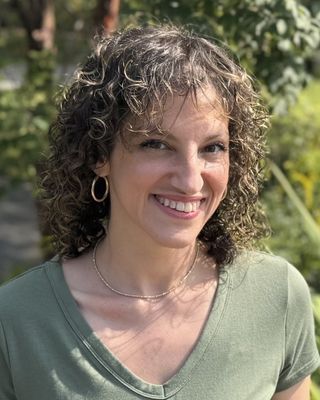 Photo of Rebecca Ruchames, Clinical Social Work/Therapist, LCSW