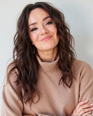 Photo of Anya Perry, Marriage & Family Therapist Associate, MA, AMFT, NBC-HWC
