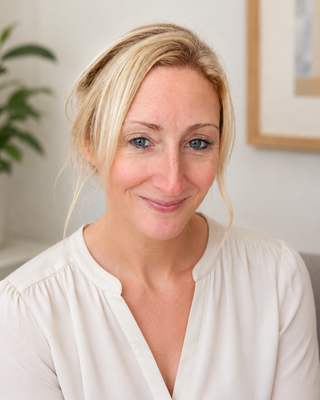Photo of Dr Jenny Marie Porritt - Dr Jenny Porritt (ClearMind Horizons), Psychologist, PhD, HCPC - Health Psych.