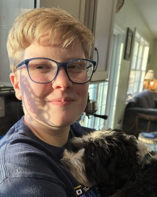 Photo of Sydney Samphier, Pre-Licensed Professional, LMSW