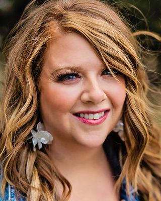 Photo of Stephanie Bulluss, Licensed Clinical Professional Counselor, MS LCPC