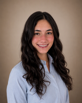 Photo of Nadia Baroni, Pre-Licensed Professional
