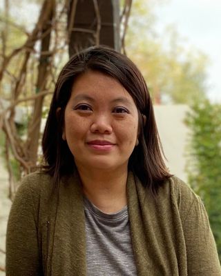 Photo of Tracy Ng, Marriage & Family Therapist Associate, MA, AMFT
