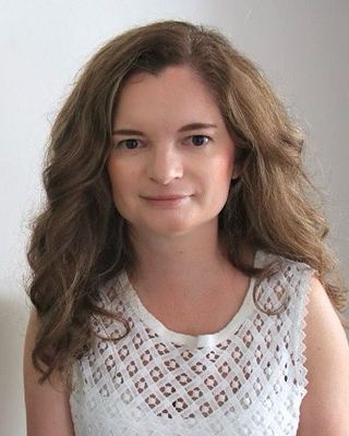 Photo of Hannah Searles, Counsellor, MBACP