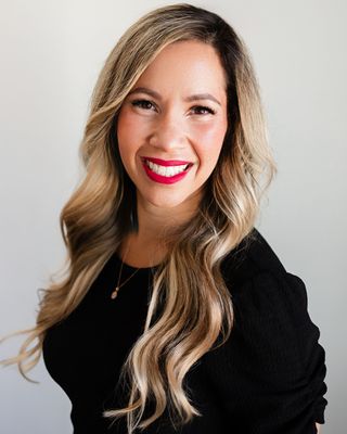 Photo of Romina Marquez, Clinical Social Work/Therapist, MSA, LCSW, EMDR, IFS 2, CYP-500