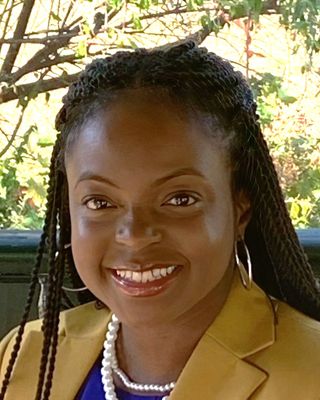 Photo of Helena Montaque, Marriage & Family Therapist, PhD, LMFT