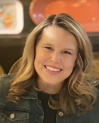 Photo of Heidi Deininger, Psychiatric Nurse Practitioner, PhD, RN, PMHNP