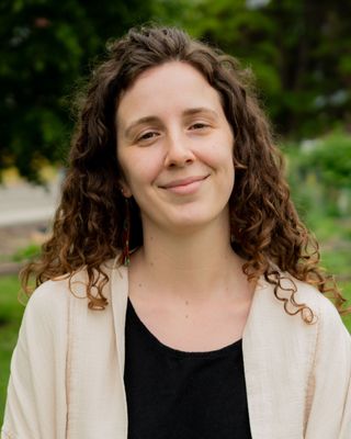 Photo of Zoe Reindl-Heit, Registered Social Worker, RSW