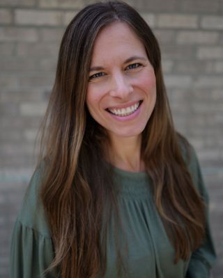 Photo of Sarah Shoop, Pre-Licensed Professional, MA, CT