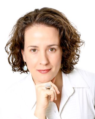 Photo of Cristina Durigon, MA, MUKCP, Psychotherapist