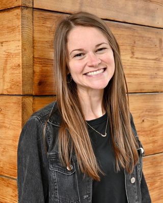 Photo of Sara Szatkowski, Pre-Licensed Professional, RD, LLMSW