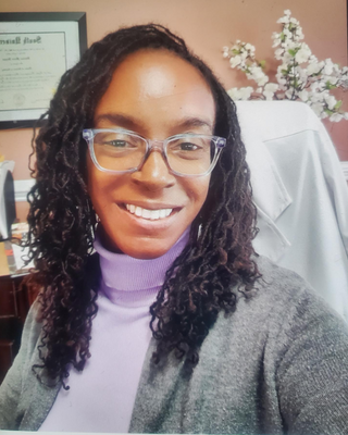 Photo of Shenise Seabrook, Psychiatric Nurse Practitioner, PMHNP