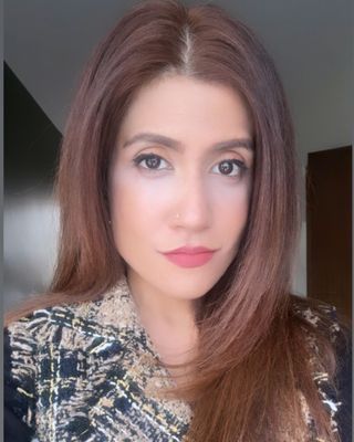 Photo of Sanya Hussain, Counselor, LCPC