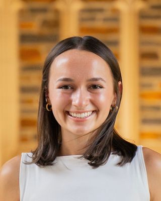 Photo of Isabelle Ginn, Marriage & Family Therapist Associate, BS, LMFTA