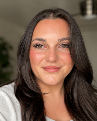 Photo of Brianna Weinstein, LCSW