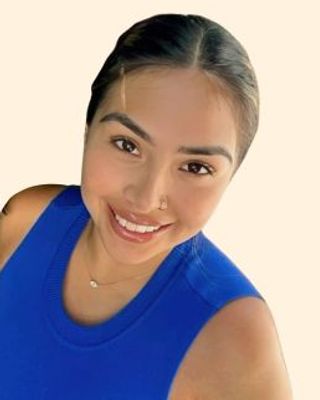Photo of Jennifer Flores, Marriage & Family Therapist, MS, LMFT