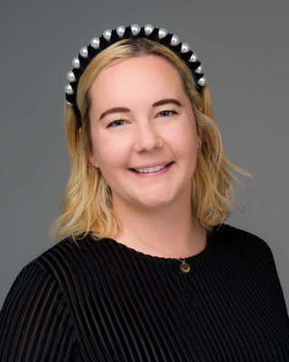Photo of Hannah Chang-Thayer, Licensed Professional Clinical Counselor, MA