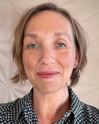 Photo of Tara Blake-Harbord, Psychotherapist, PhD, BPC