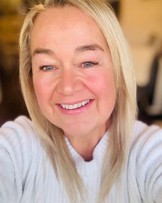 Photo of Becky J Goddard-Hill, Psychotherapist, MA, MBACP