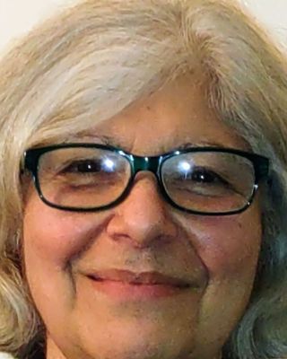 Photo of Paree Stoulis, Clinical Social Work/Therapist, LCSW