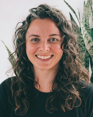 Photo of Lynsay Russell, Pre-Licensed Professional