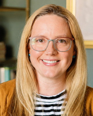 Photo of Carrie Fox, Counselor, NCC, APC