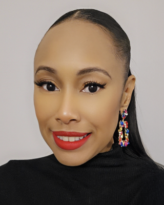 Photo of Enika McClain, Psychiatric Nurse Practitioner, PMHNP