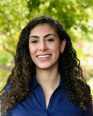 Photo of Farah Khuzouz, Marriage & Family Therapist, LMFT