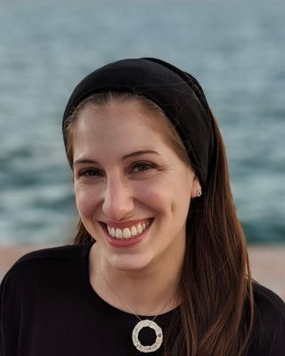 Photo of Mia R Baldioceda, Marriage & Family Therapist, LMFT