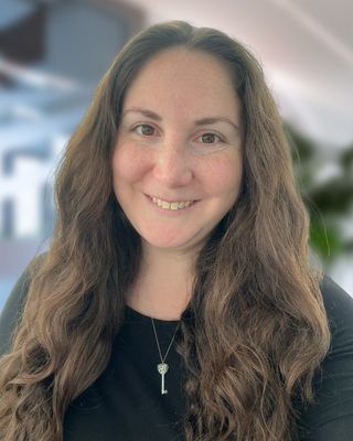Photo of Casey Riccardi, Clinical Social Work/Therapist, LCSW