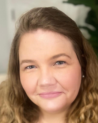 Photo of Elizabeth Waszkiewicz, Clinical Social Work/Therapist, LCSW