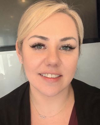 Photo of Nicole Flanagan, Counsellor, MBACP