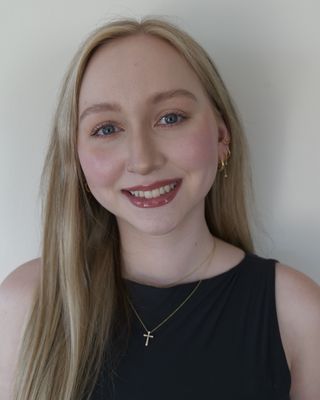 Photo of Amanda C Wolfe, Clinical Social Work/Therapist, MSW, LSW