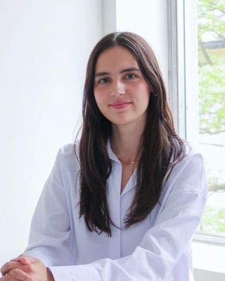 Photo of Maria Cristina Bezman, Counsellor, MACP, CCC, co
