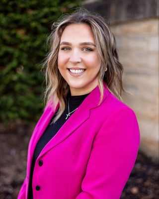 Photo of Izabella Littell, Pre-Licensed Professional, MA, LAPC, NCC