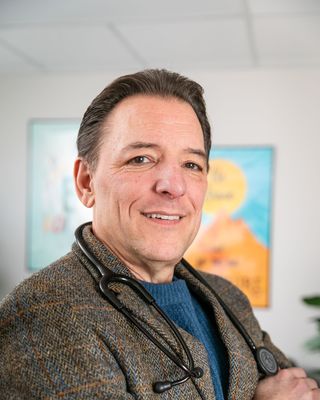Photo of Scott Mingilino, Psychiatric Nurse Practitioner, PMHNP, FNP, APNP