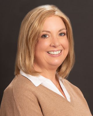 Photo of Carolyn Holmes, Registered Psychotherapist (Qualifying), RP(Q)