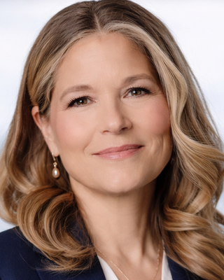 Photo of Amy Baynash, Psychiatric Nurse Practitioner, PhD, MSN, PMHNP