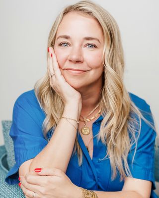 Photo of Betsy Burnett, Clinical Social Work/Therapist, LCSW