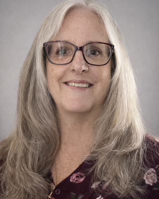 Photo of Noreen L Edwards, Clinical Social Work/Therapist, PhD, LCSW, CEAT