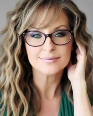 Photo of Christina LaBond, Clinical Social Work/Therapist