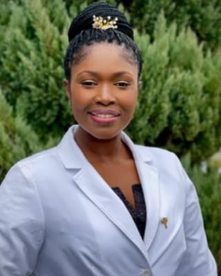 Photo of Evelyn O, Psychiatric Nurse Practitioner, PMHNP